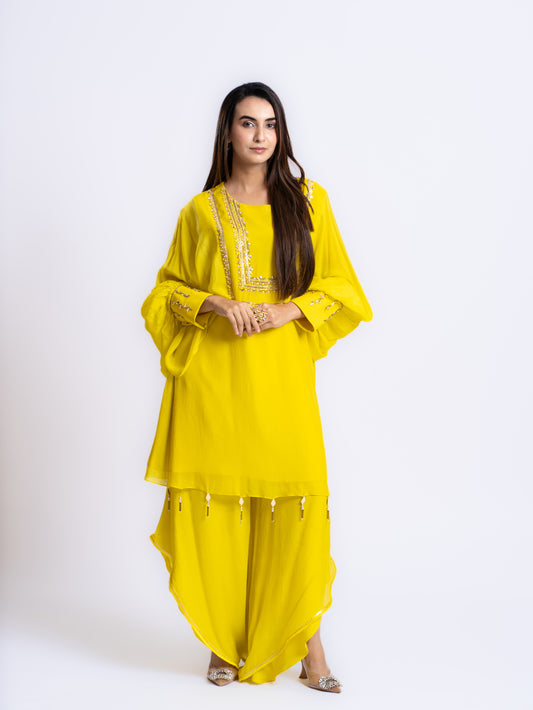 EMBELLISHED CO-ORD SET WITH BALLOON SLEEVES KURTA AND PANT