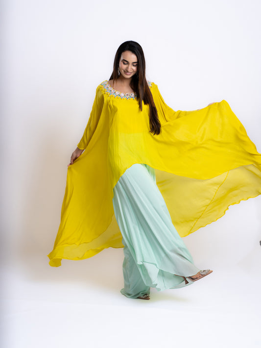 EMBELLISHED SET WITH CAPE KURTA & DHOTI