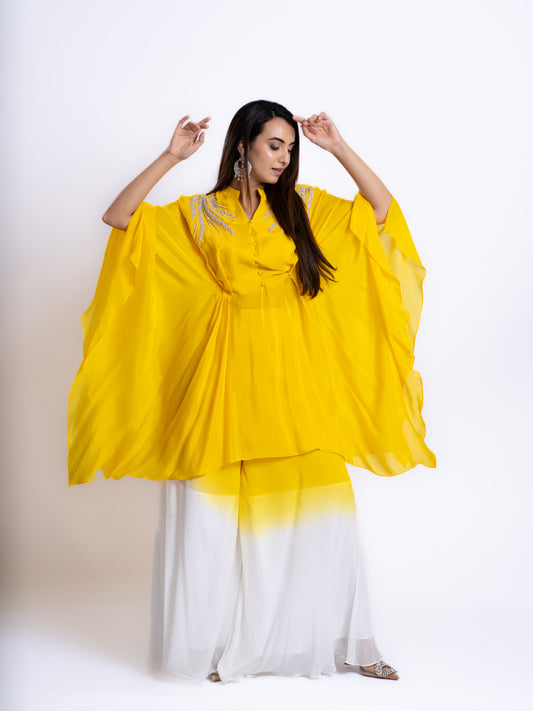 EMBELLISHED SET WITH PLEATED KURTA & PARELLEL PANTS