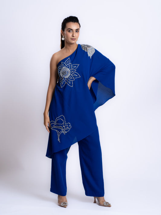 EMBROIDERED ONE SHOULDER SET WITH ASSYMETRICAL KURTA AND PANT